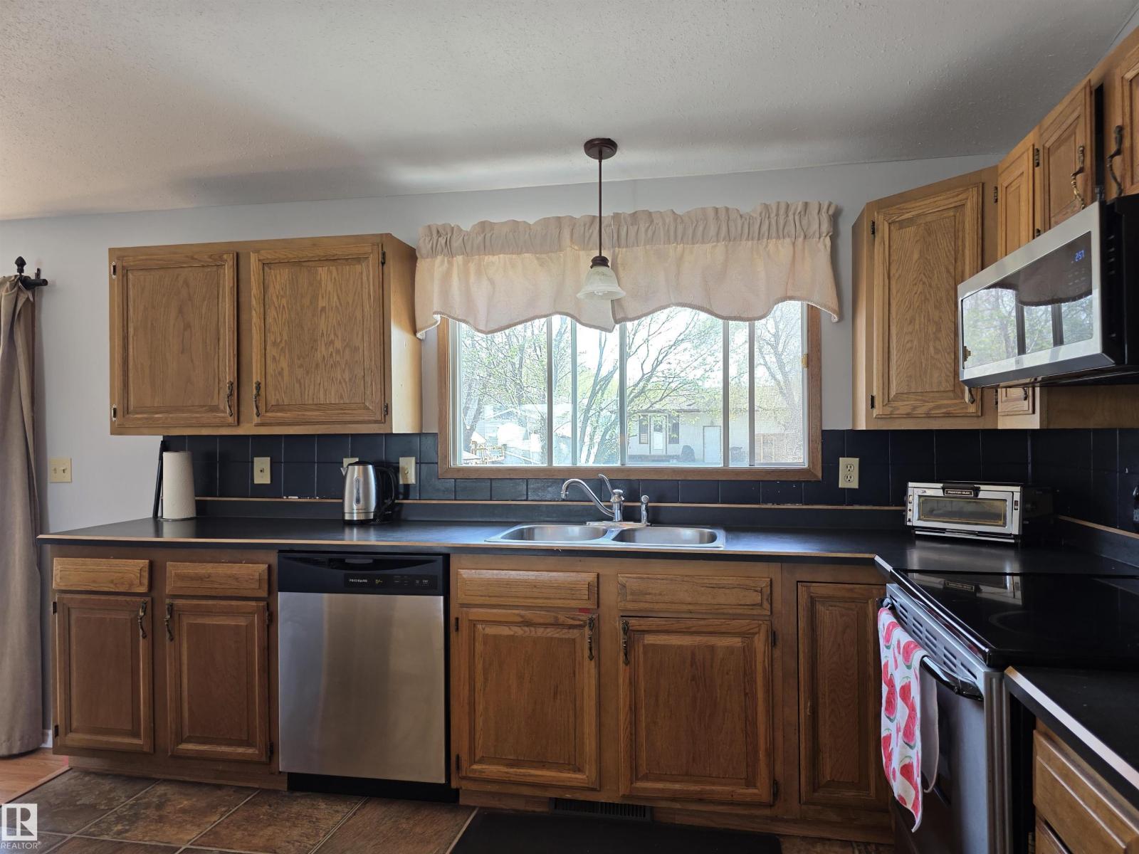 4029 55 Av, Drayton Valley, Alberta T7A 1B2 - Photo 5 - E4487682
