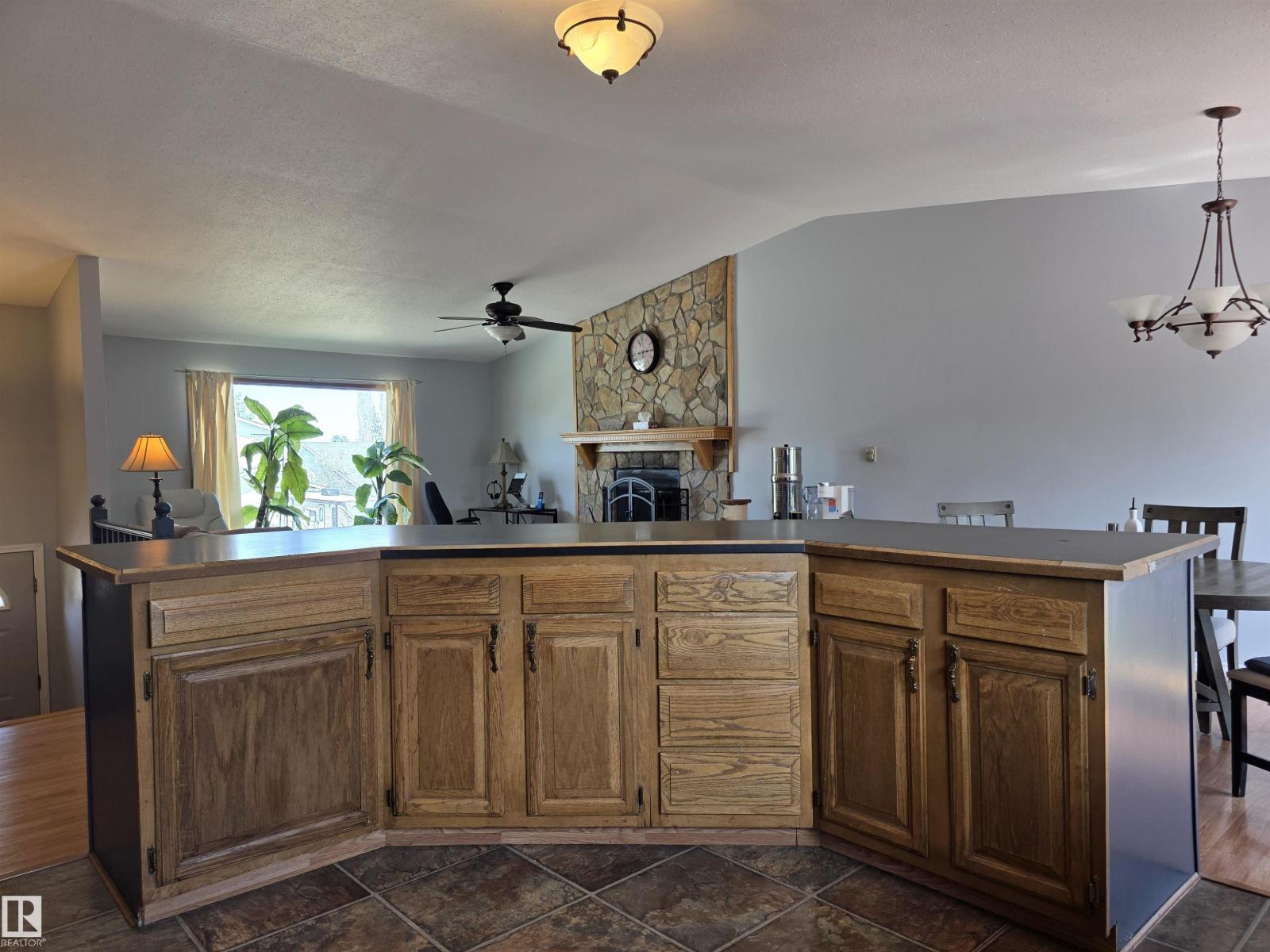 4029 55 Av, Drayton Valley, Alberta T7A 1B2 - Photo 8 - E4487682
