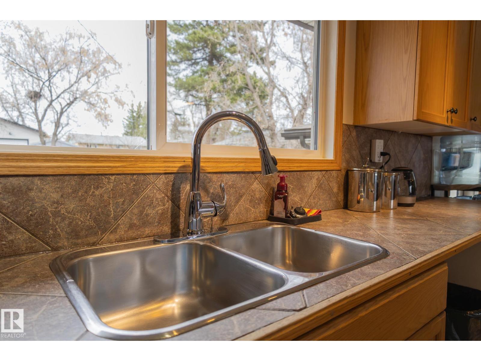 5132 49 Av, Onoway, Alberta T0E 1V0 - Photo 5 - E4487831