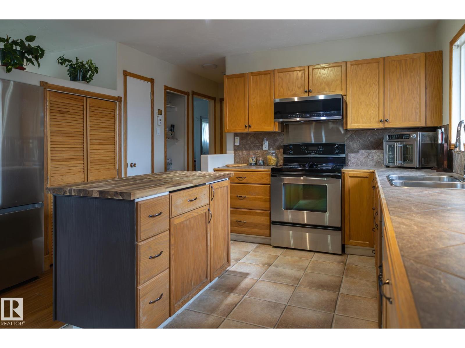 5132 49 Av, Onoway, Alberta T0E 1V0 - Photo 6 - E4487831