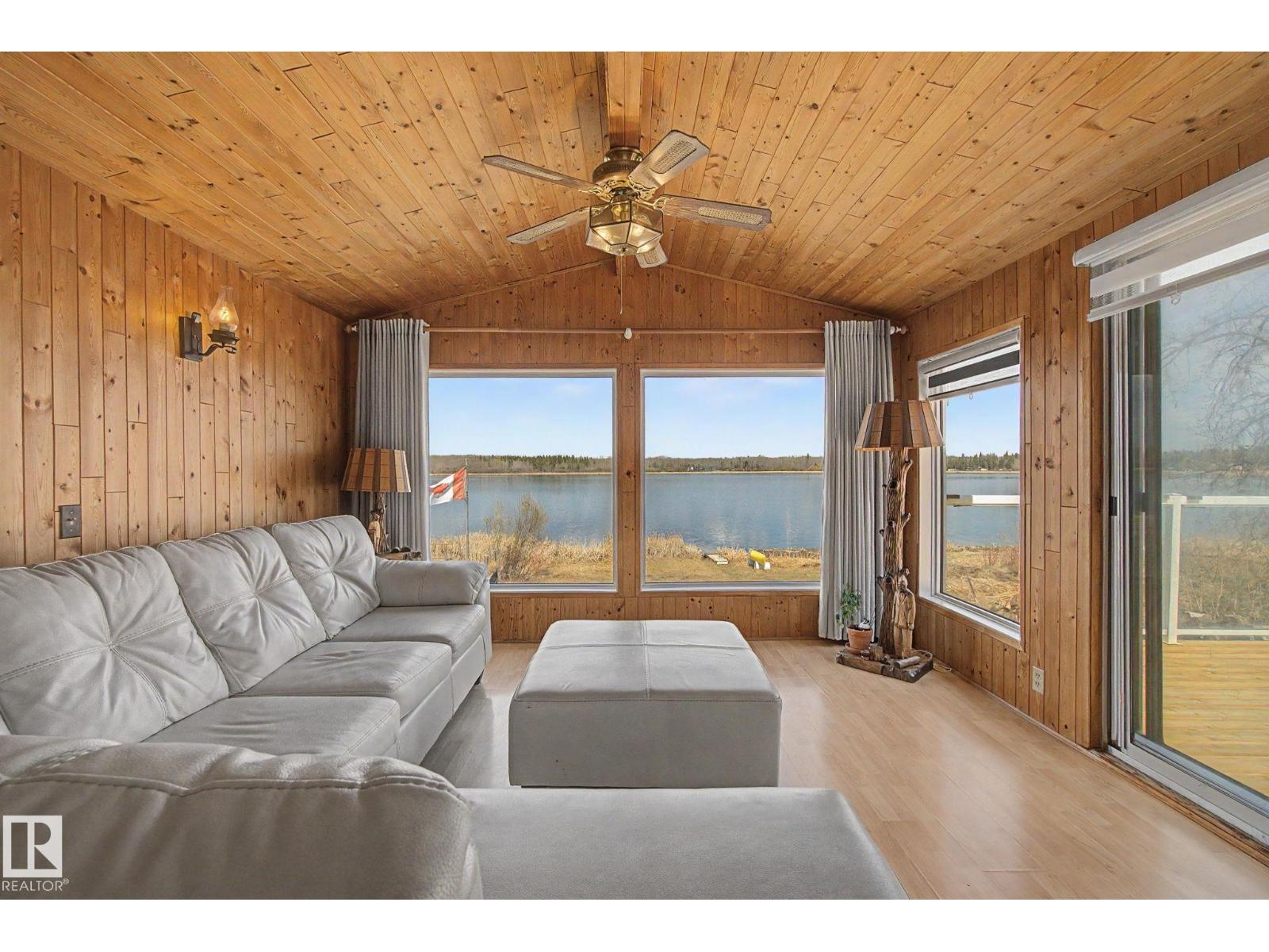 666 Blue Heron Drive, Rural Lac Ste. Anne County, Alberta  T0E 1V0 - Photo 11 - E4487984