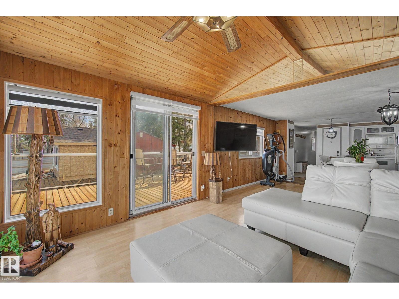 666 Blue Heron Drive, Rural Lac Ste. Anne County, Alberta  T0E 1V0 - Photo 14 - E4487984