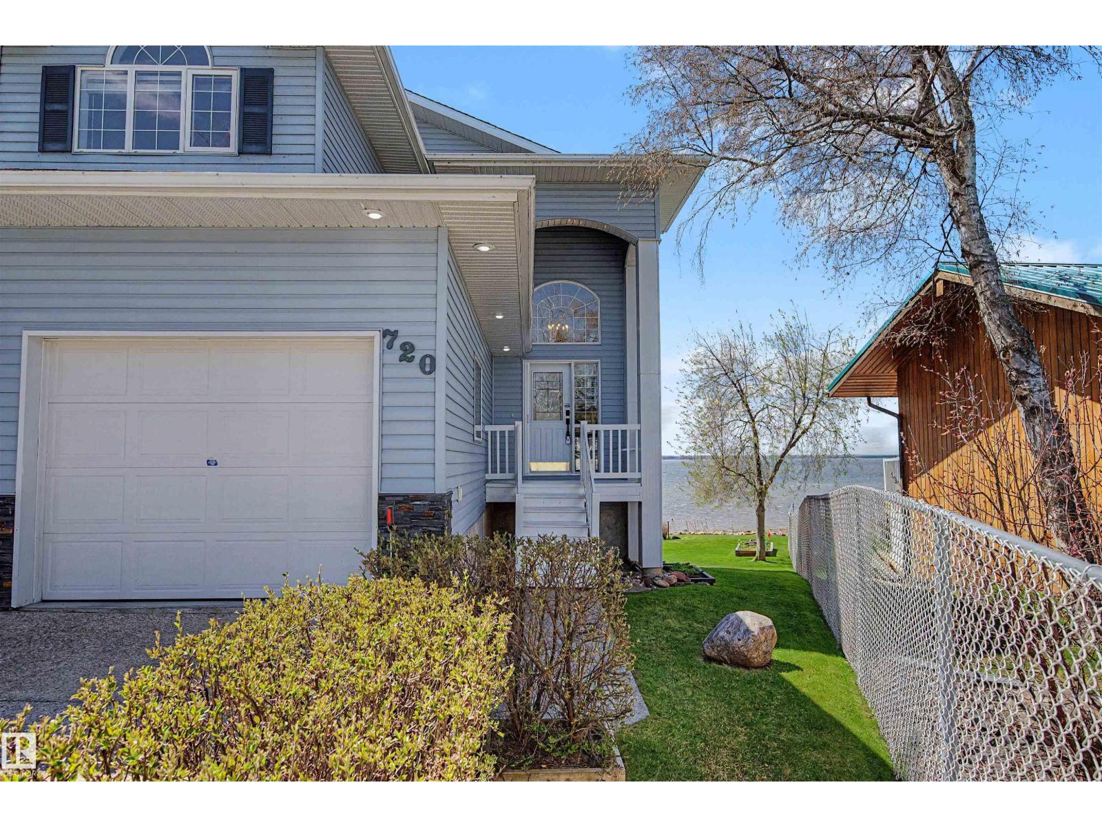 720 7th St, Rural Lac Ste. Anne County, Alberta  T0E 1A0 - Photo 3 - E4488031