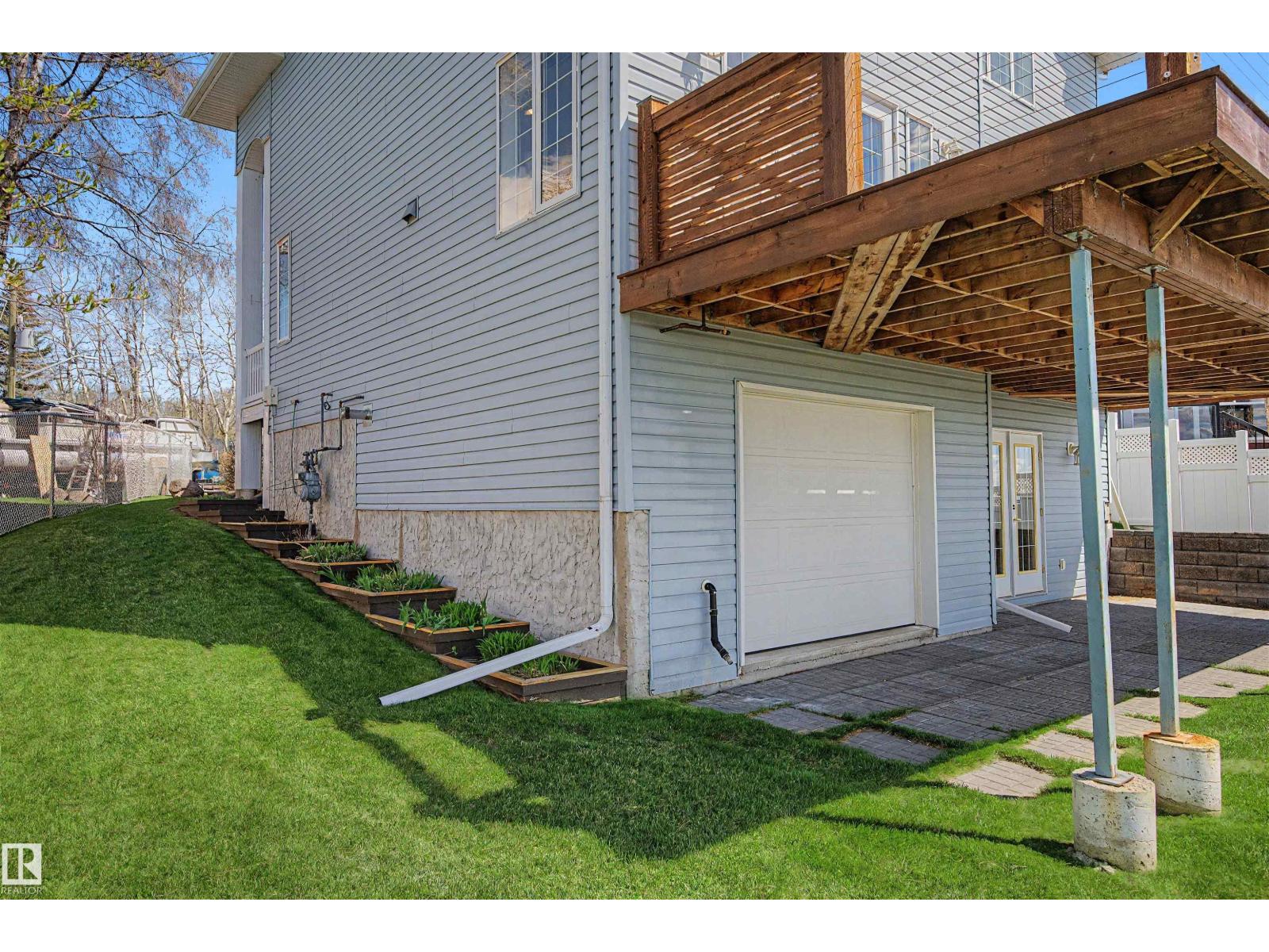 720 7th St, Rural Lac Ste. Anne County, Alberta  T0E 1A0 - Photo 43 - E4488031