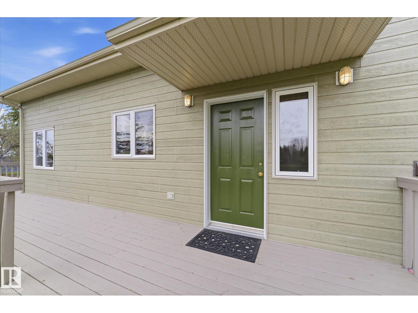 218 & 219 2nd Street Ross Haven, Rural Lac Ste. Anne County, Alberta  T0E 1A0 - Photo 11 - E4488060