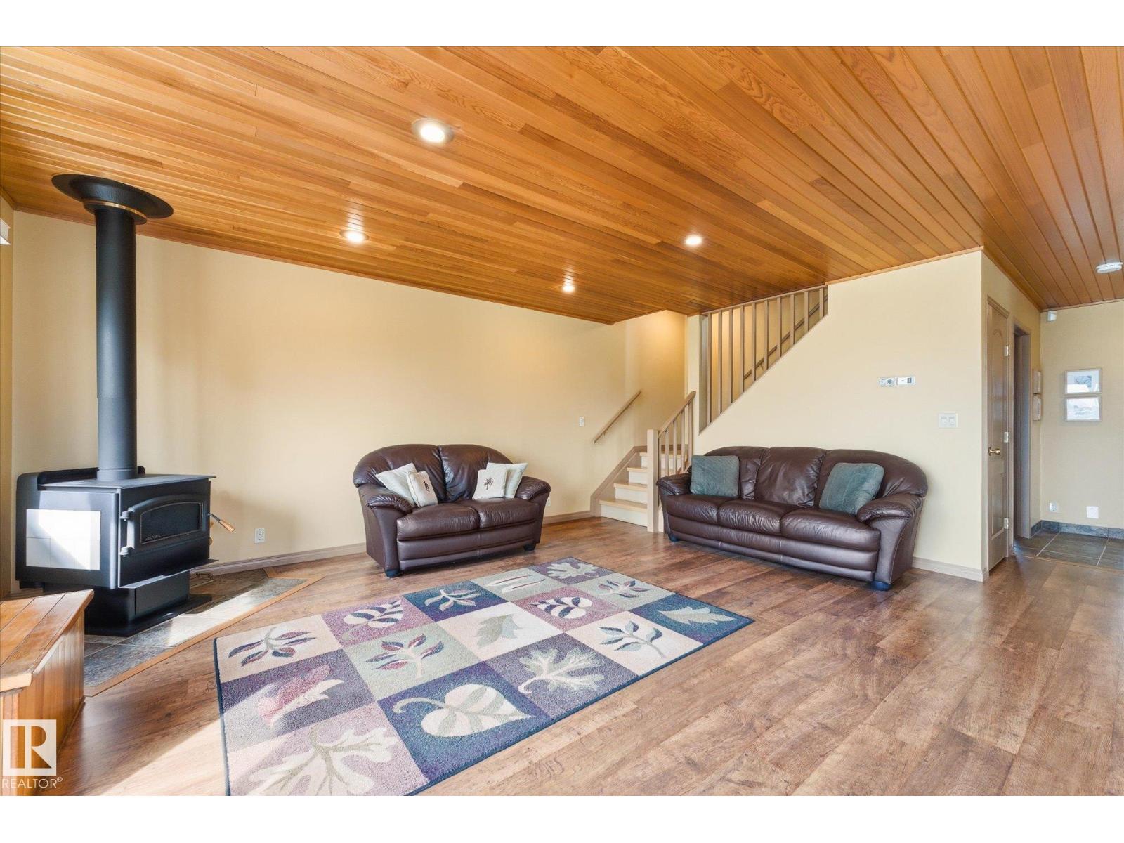 218 & 219 2nd Street Ross Haven, Rural Lac Ste. Anne County, Alberta  T0E 1A0 - Photo 14 - E4488060