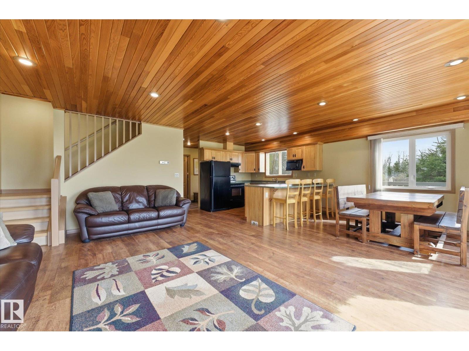 218 & 219 2nd Street Ross Haven, Rural Lac Ste. Anne County, Alberta  T0E 1A0 - Photo 15 - E4488060