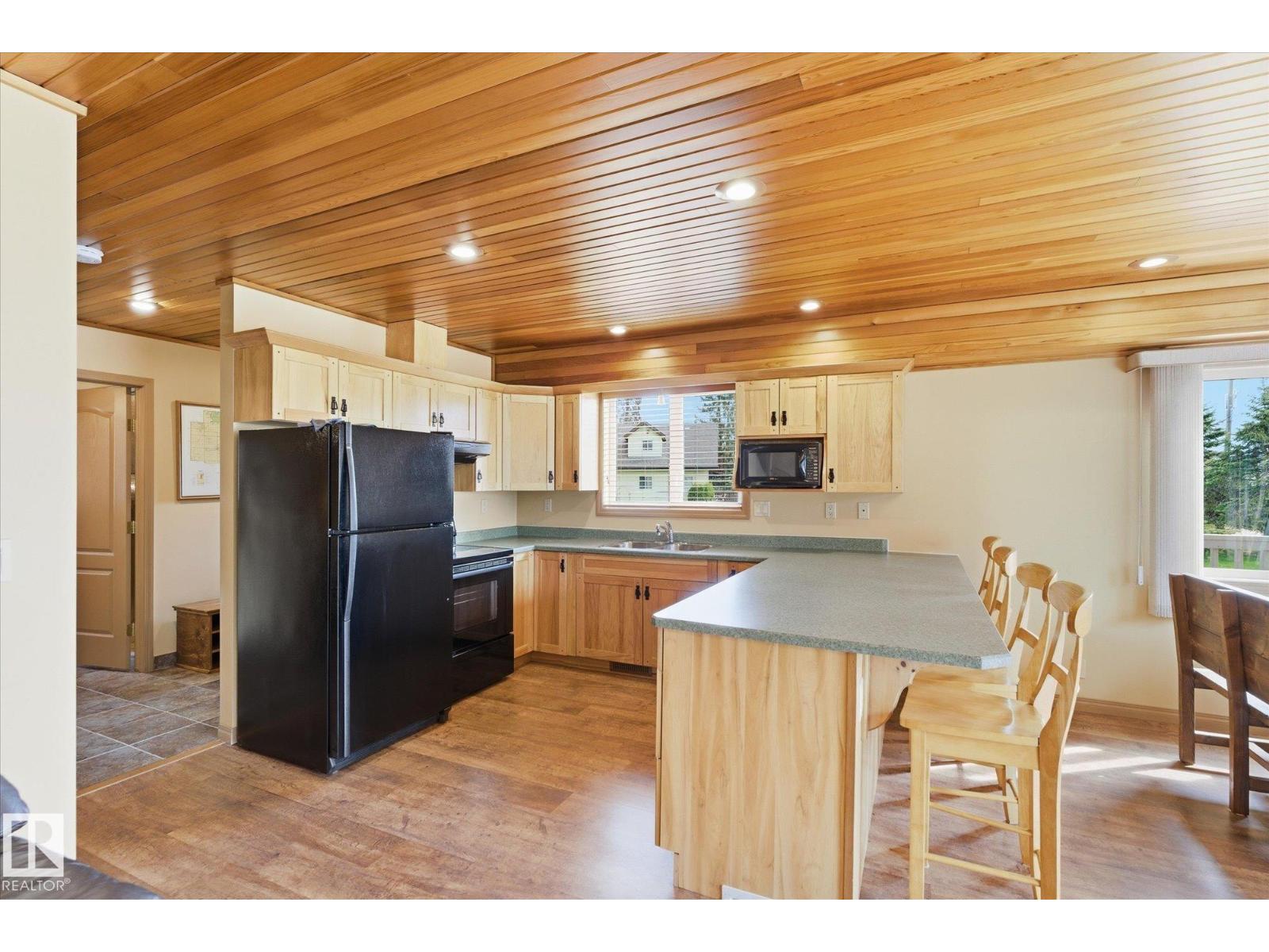 218 & 219 2nd Street Ross Haven, Rural Lac Ste. Anne County, Alberta  T0E 1A0 - Photo 19 - E4488060