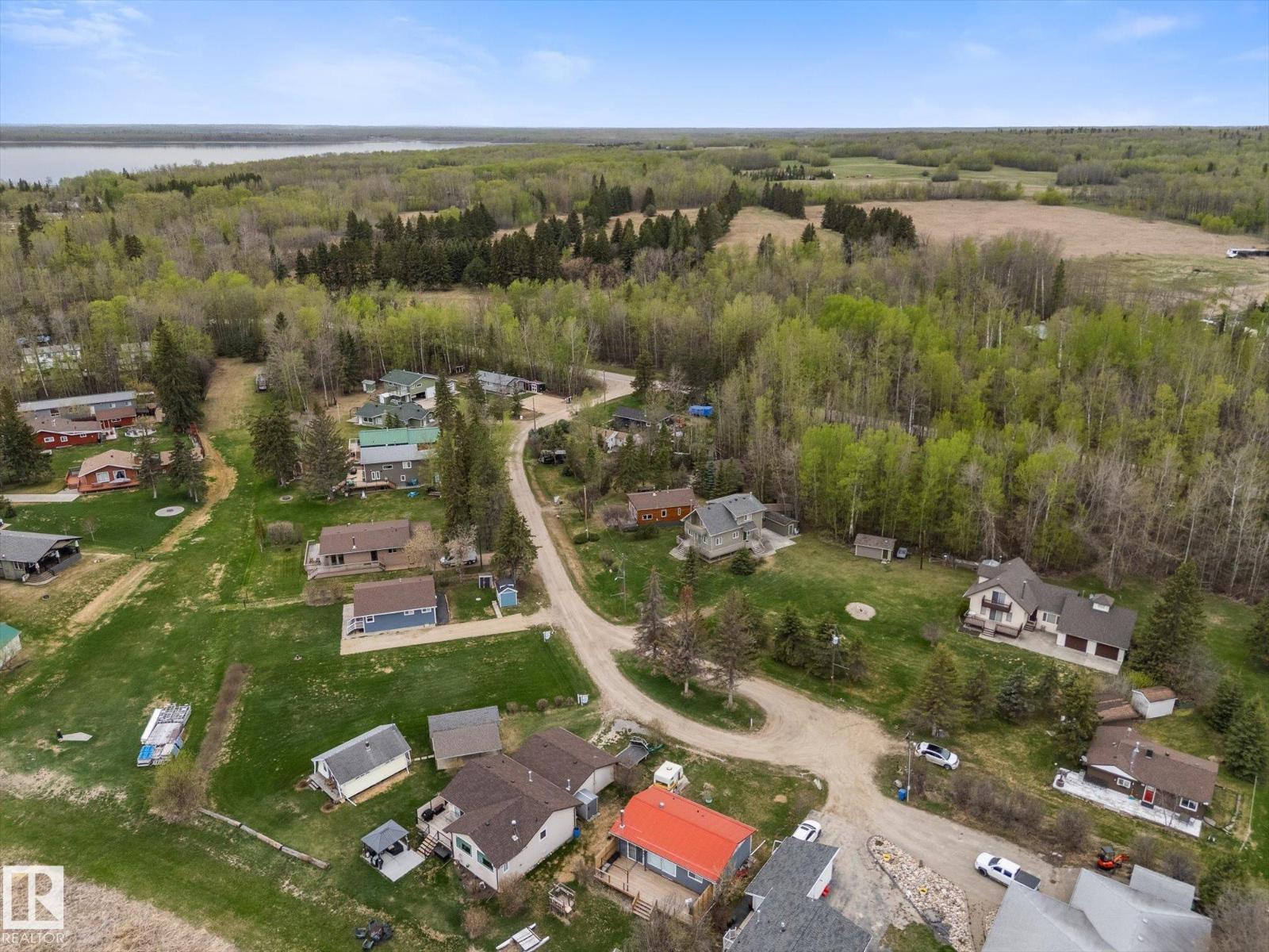 218 & 219 2nd Street Ross Haven, Rural Lac Ste. Anne County, Alberta  T0E 1A0 - Photo 66 - E4488060