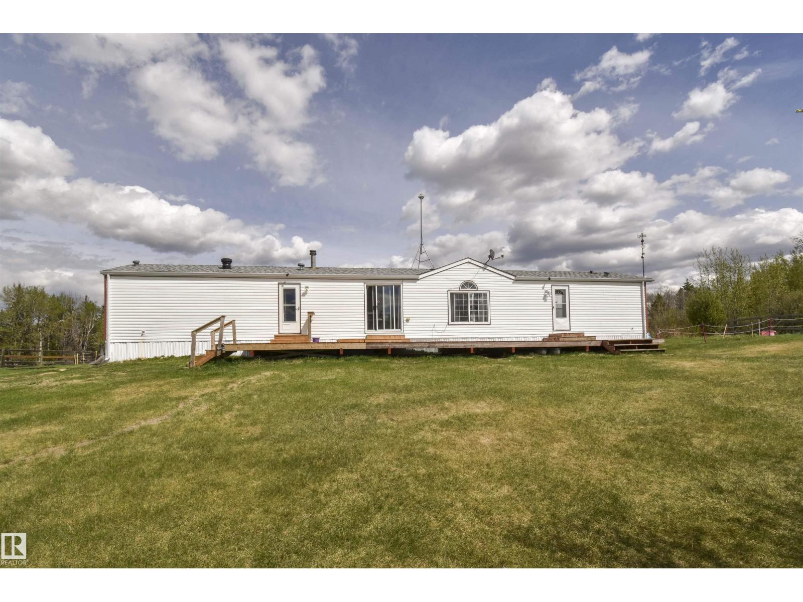 #40 2320 Twp Rd 540, Rural Lac Ste. Anne County, Alberta  T0E 1V0 - Photo 2 - E4488210