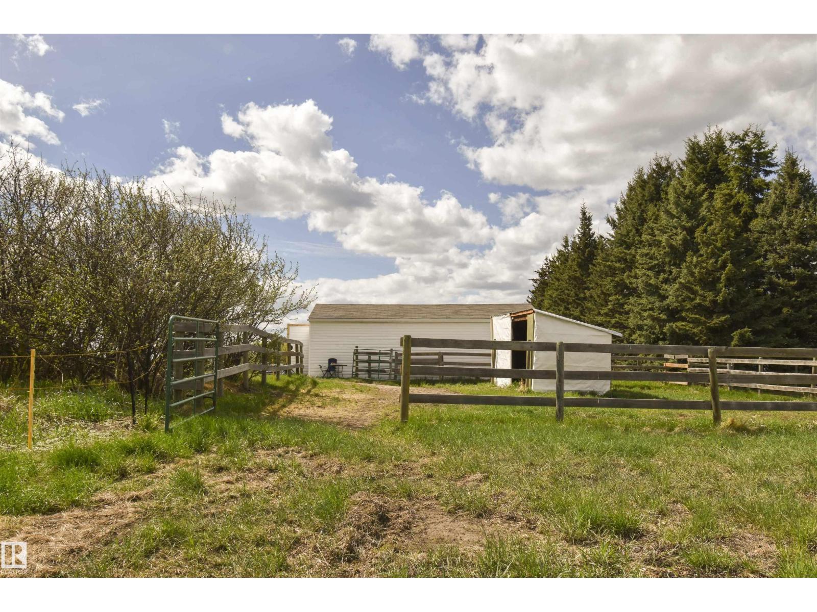 #40 2320 Twp Rd 540, Rural Lac Ste. Anne County, Alberta  T0E 1V0 - Photo 34 - E4488210