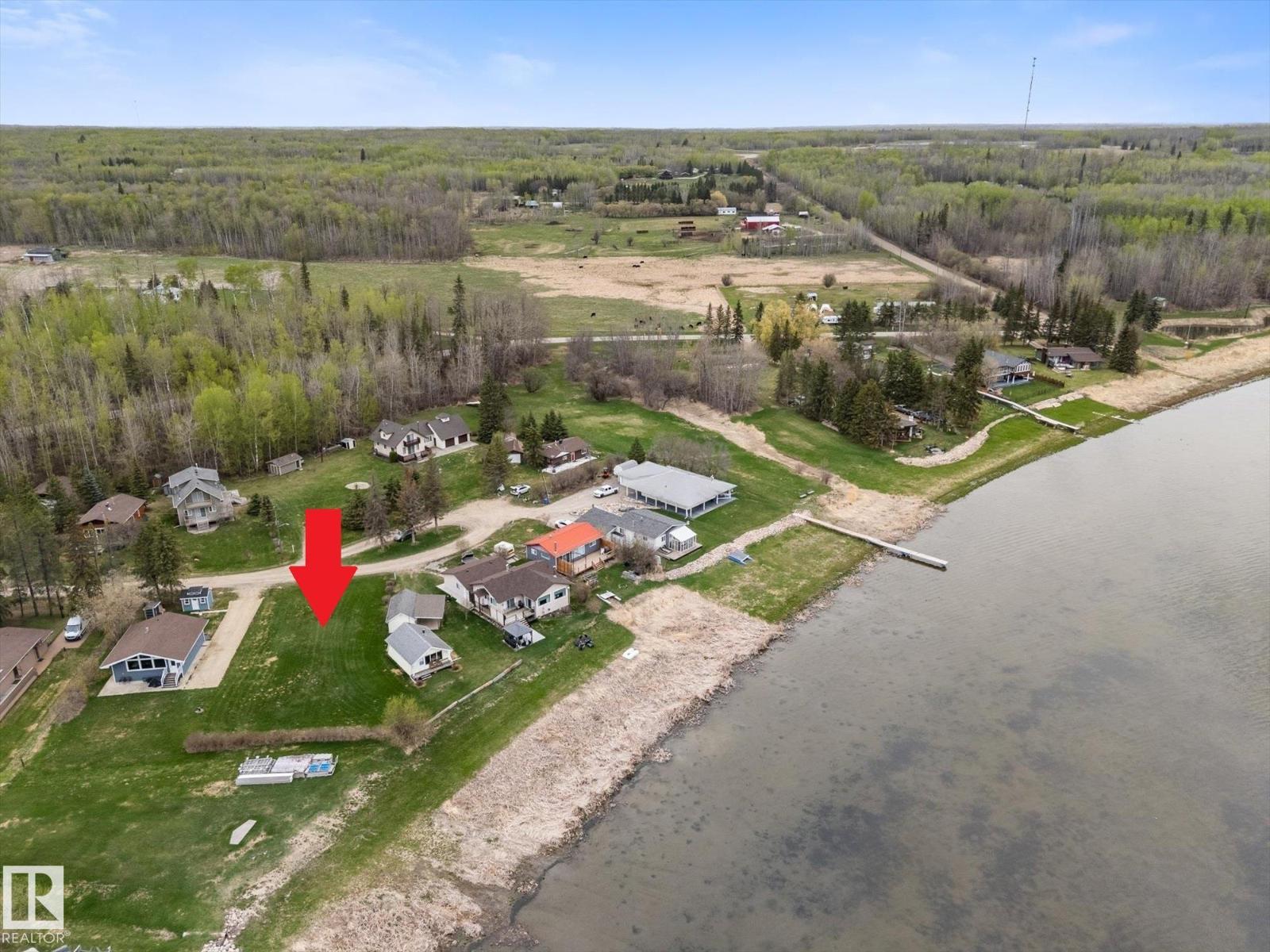 209 2 Street Ross Haven, Rural Lac Ste. Anne County, Alberta  T0E 1A0 - Photo 1 - E4488214