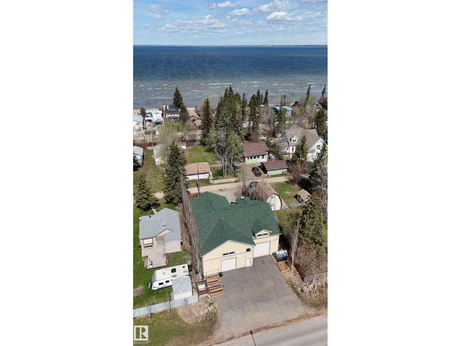 1017-2ave Mameo Be, Rural Wetaskiwin County, Alberta T0C 1X0 - Photo 3 - E4488393