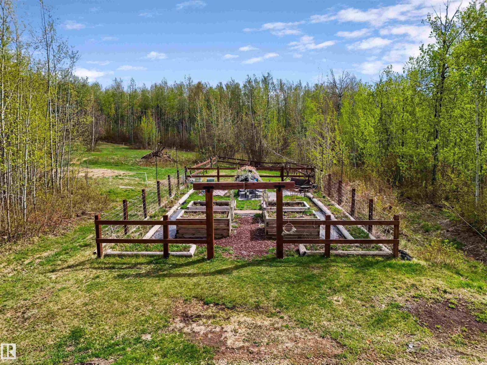 7424 Twp Road 520, Rural Parkland County, Alberta T7A 0W7 - Photo 9 - E4488434