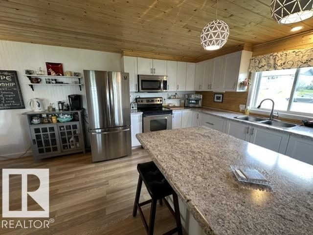 5013 53 Av, Wabamun, Alberta T0E 2K0 - Photo 3 - E4488465