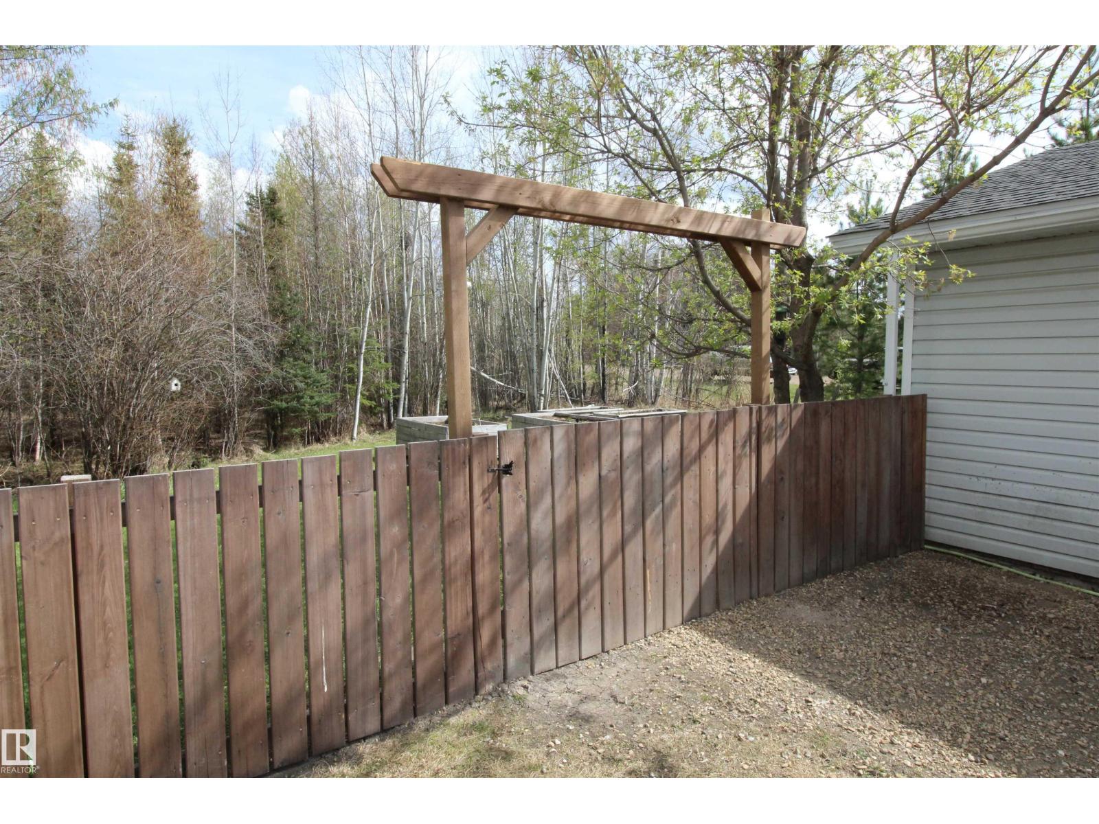 4704 52 Av, Sangudo, Alberta T0E 2A0 - Photo 10 - E4488584
