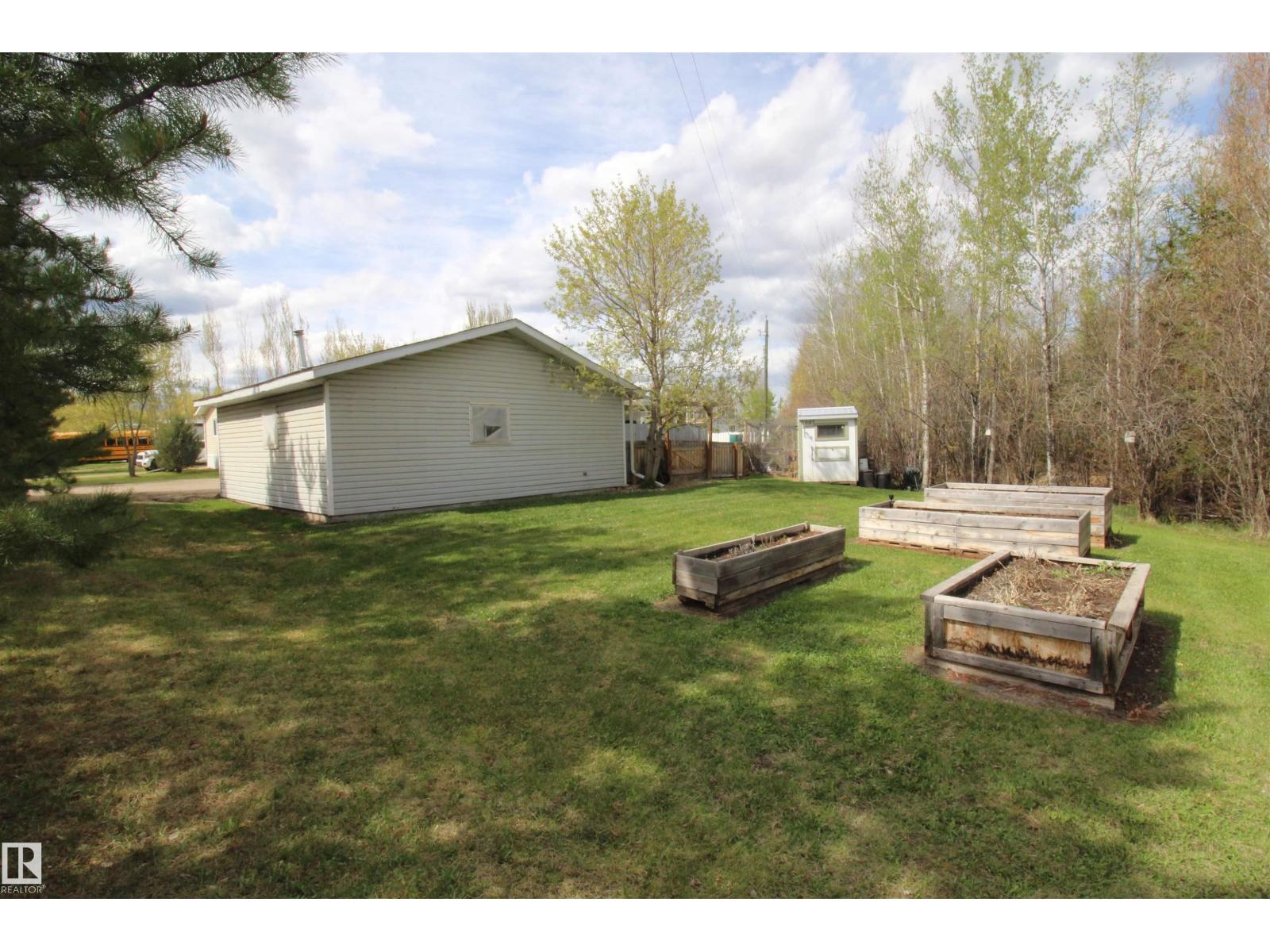 4704 52 Av, Sangudo, Alberta T0E 2A0 - Photo 11 - E4488584