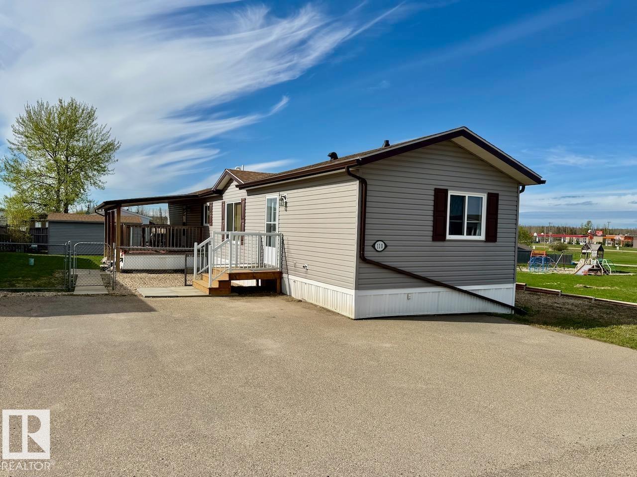 110 2251 50 St, Drayton Valley, Alberta T7A 1W1 - Photo 1 - E4488625