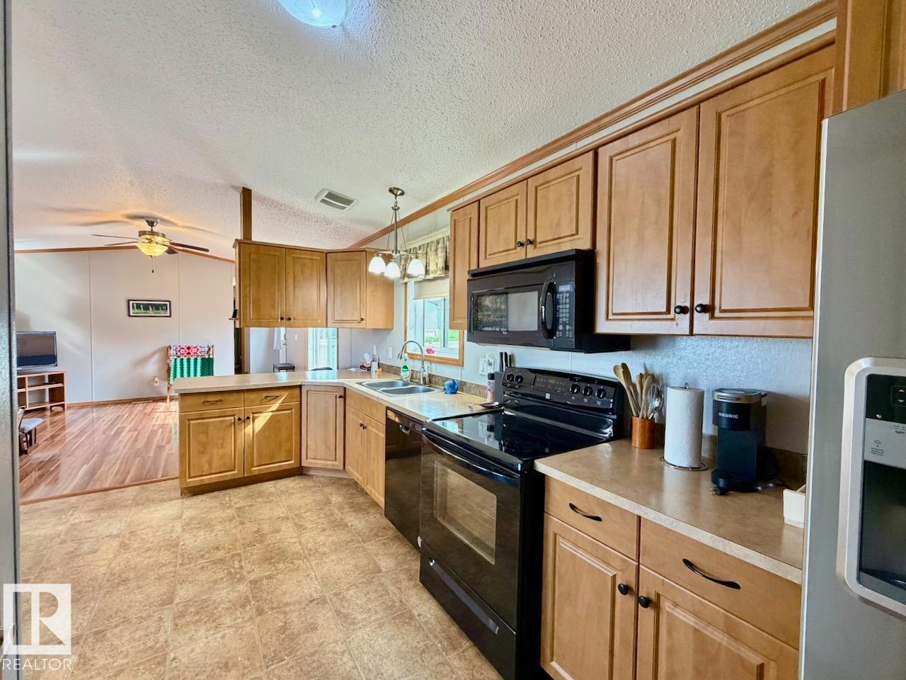 110 2251 50 St, Drayton Valley, Alberta T7A 1W1 - Photo 4 - E4488625