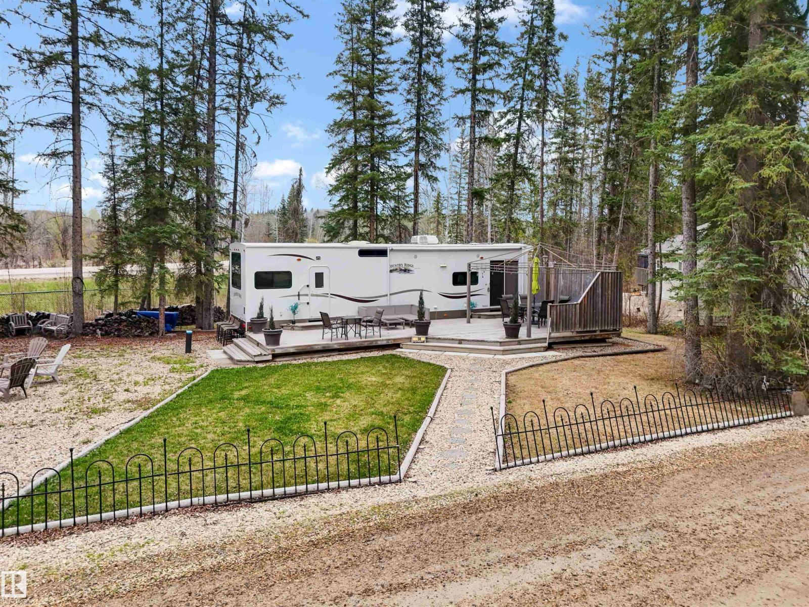 158 Birchwood Country Condo, Rural Brazeau County, Alberta T0C 1W0 - Photo 2 - E4488784