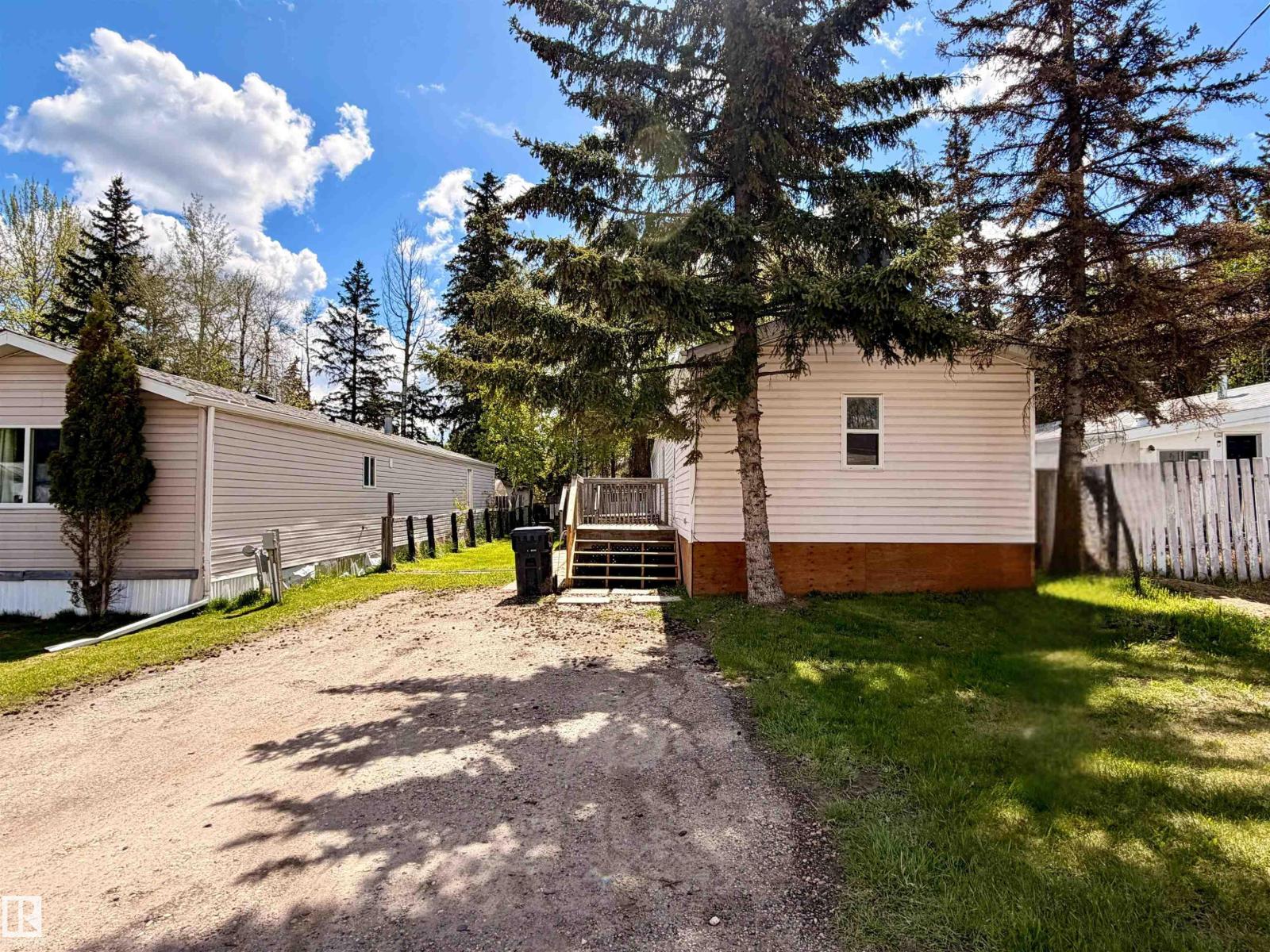 74 5644 50 St, Drayton Valley, Alberta T7A 1L4 - Photo 2 - E4488847