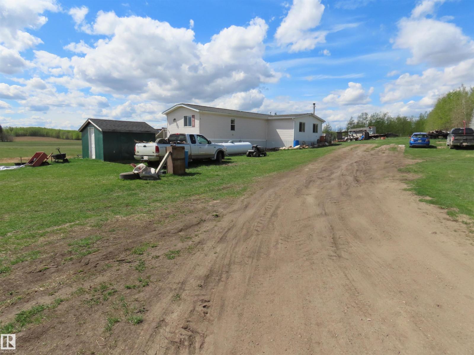 2013 Twp Road 563, Rural Lac Ste. Anne County, Alberta T0E 1V0 - Photo 11 - E4488868