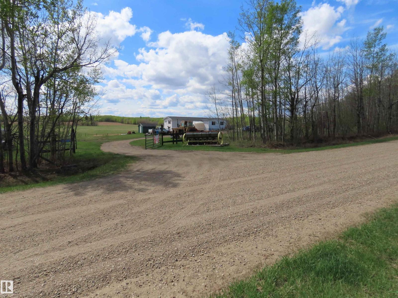 2013 Twp Road 563, Rural Lac Ste. Anne County, Alberta T0E 1V0 - Photo 3 - E4488868