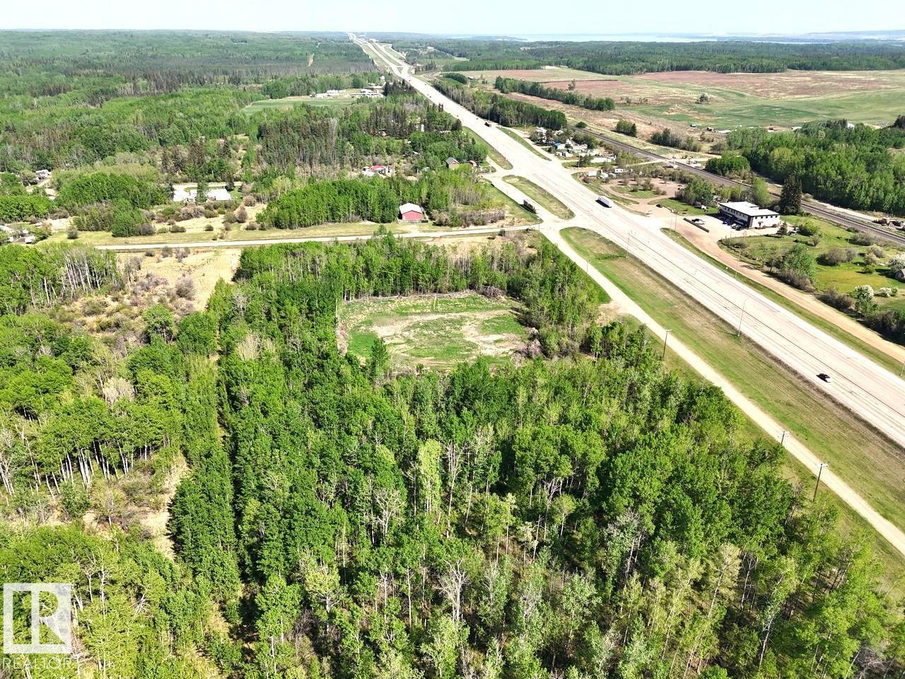 6206 Hwy 16, Rural Parkland County, Alberta T0E 0W0 - Photo 2 - E4489251