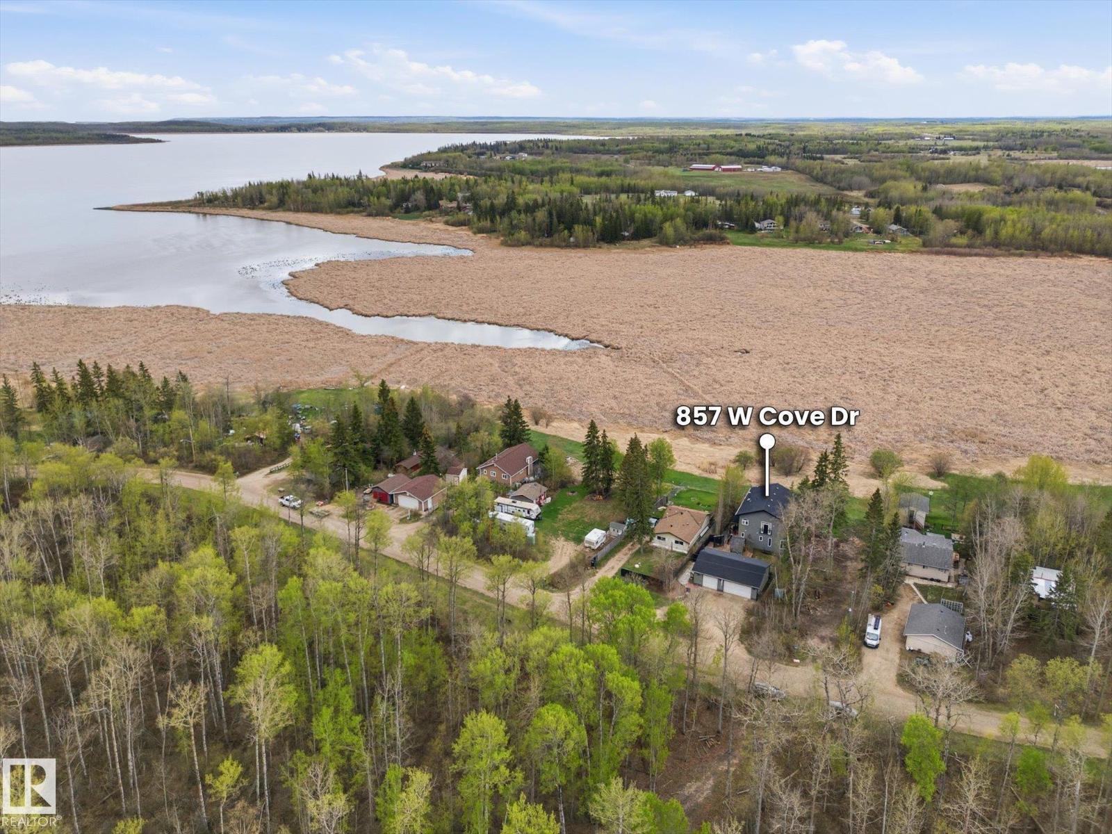 857 West Cove Drive, Rural Lac Ste. Anne County, Alberta T0E 1V0 - Photo 2 - E4489278