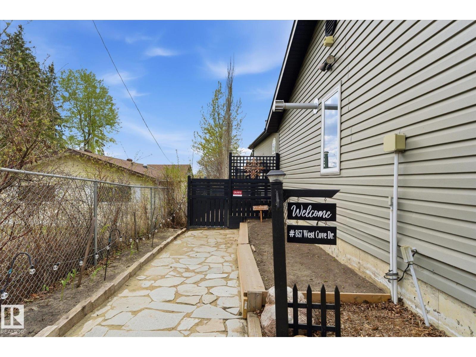857 West Cove Drive, Rural Lac Ste. Anne County, Alberta T0E 1V0 - Photo 8 - E4489278
