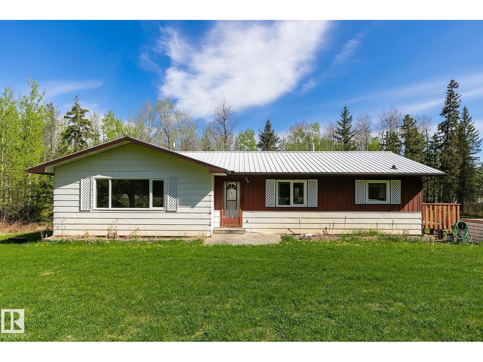 2322 Twp Road 540, Rural Lac Ste. Anne County, Alberta T0E 1V0 - Photo 2 - E4489291