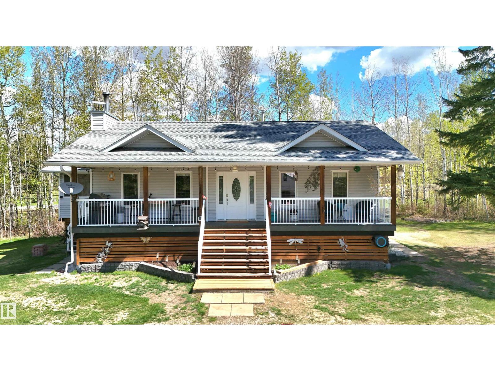 5502 39 St, Rural Wetaskiwin County, Alberta T0C 2C0 - Photo 1 - E4489410
