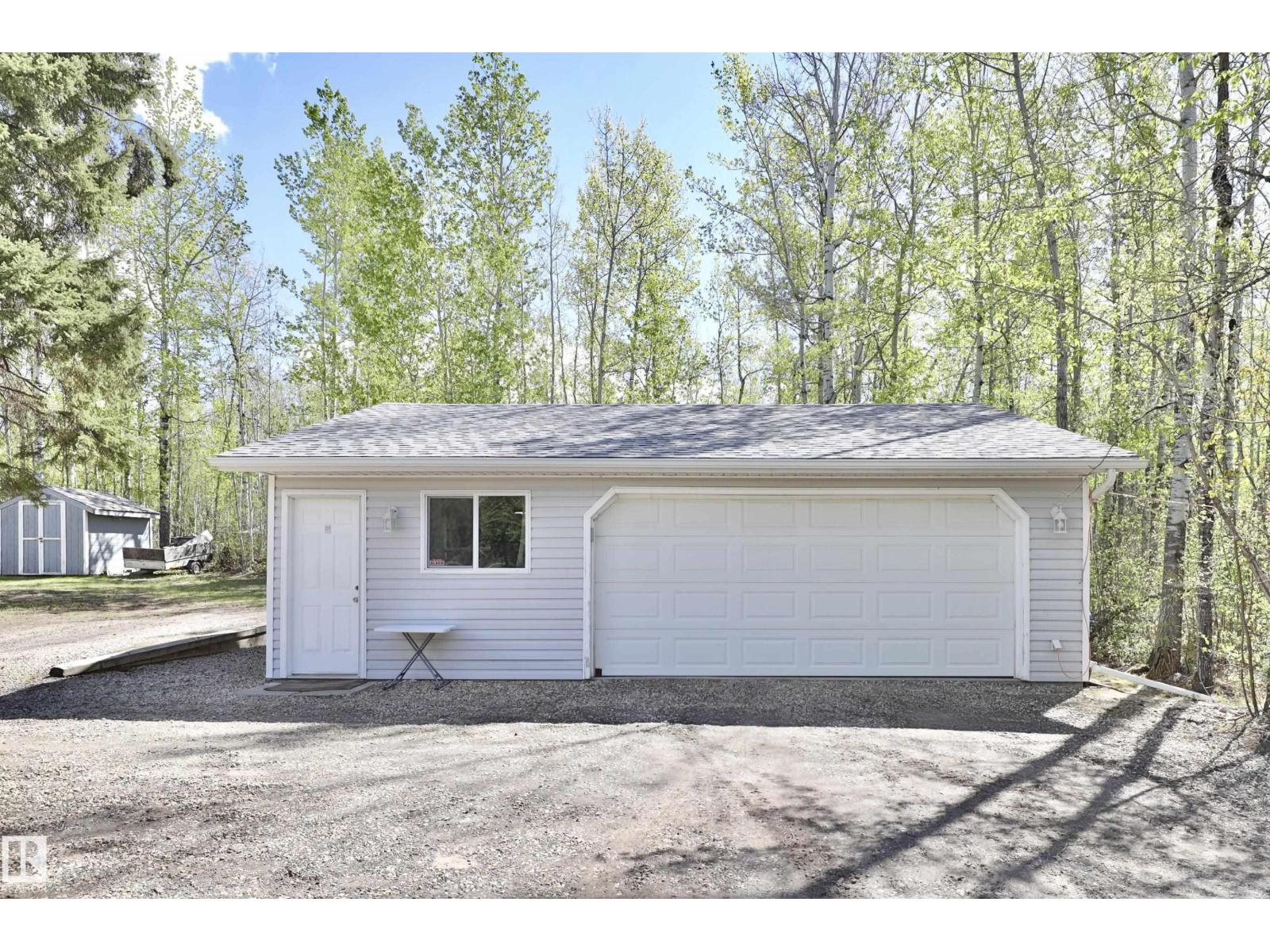 5502 39 St, Rural Wetaskiwin County, Alberta T0C 2C0 - Photo 4 - E4489410