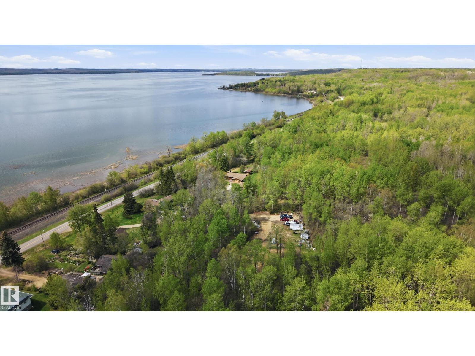 4502 A Lakeshore Rd, Wabamun, Alberta T0E 2K0 - Photo 4 - E4489420