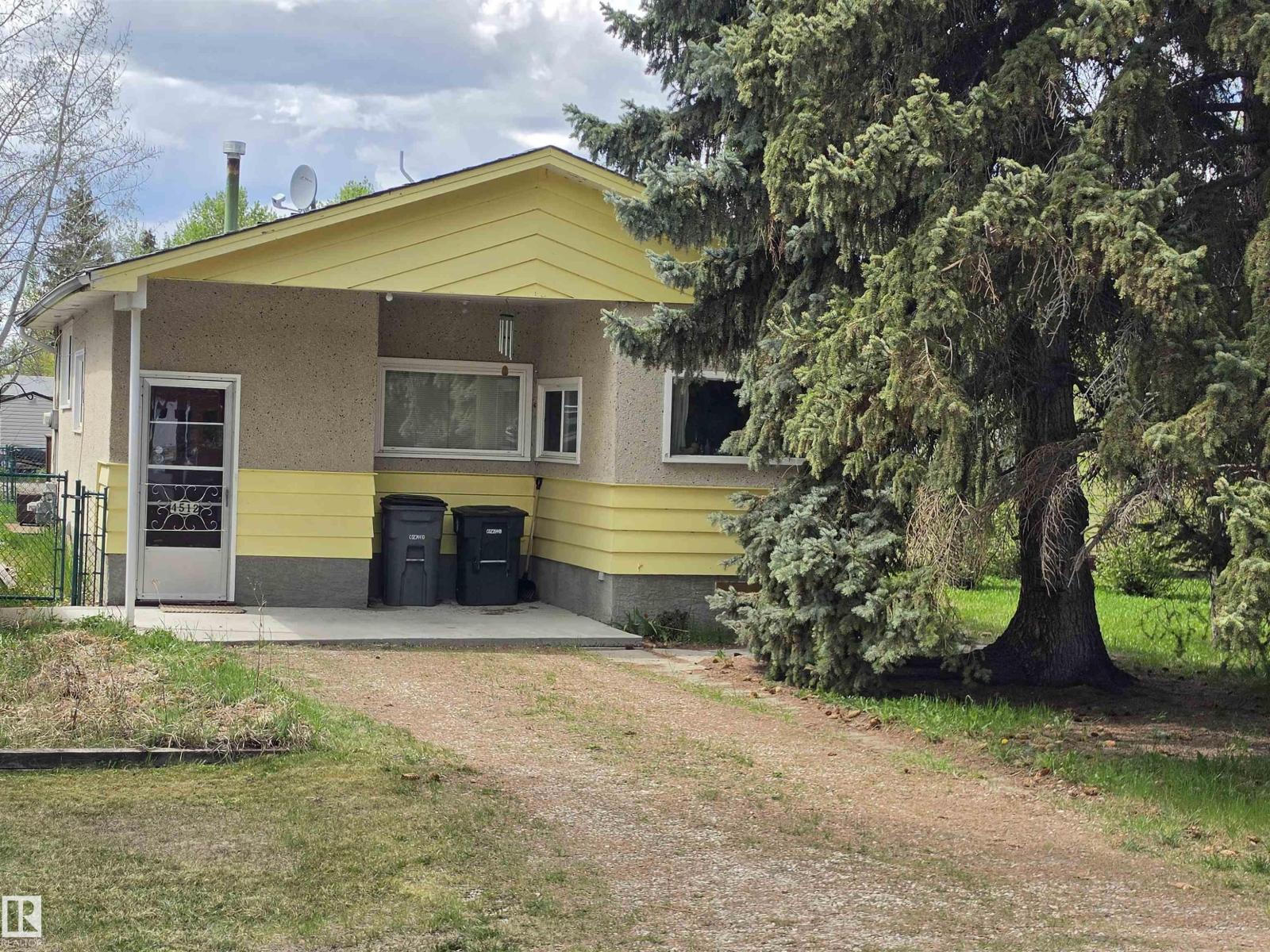 4512 45 Av, Rural Lac Ste. Anne County, Alberta T0E 0A0 - Photo 1 - E4489536