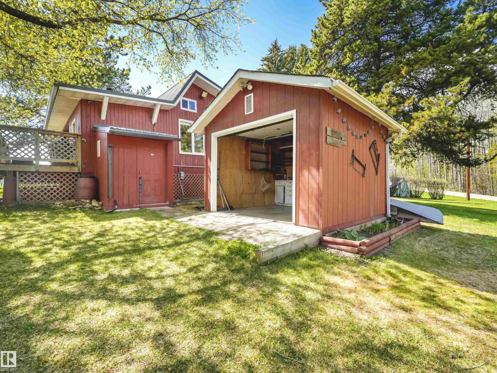 22 Lake Street, Rural Lac Ste. Anne County, Alberta  T0E 0N0 - Photo 39 - E4489587