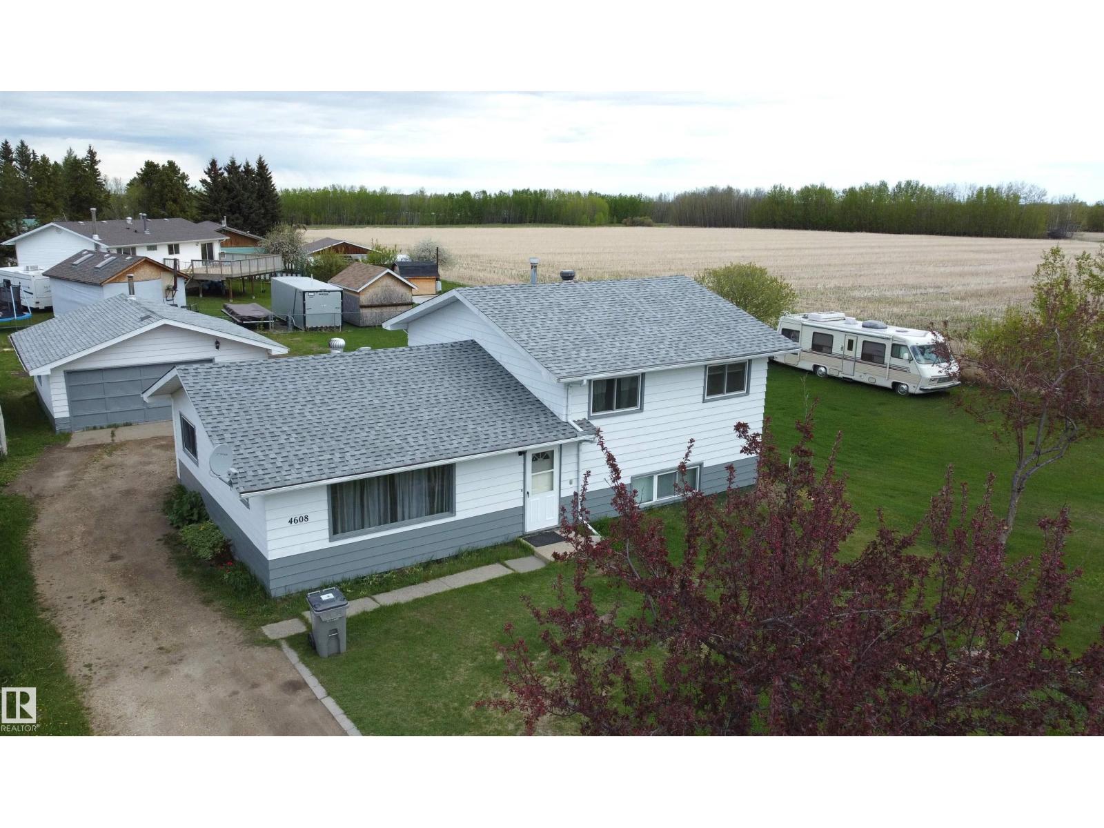 4608 52 Av, Warburg, Alberta T0C 2T0 - Photo 2 - E4489647
