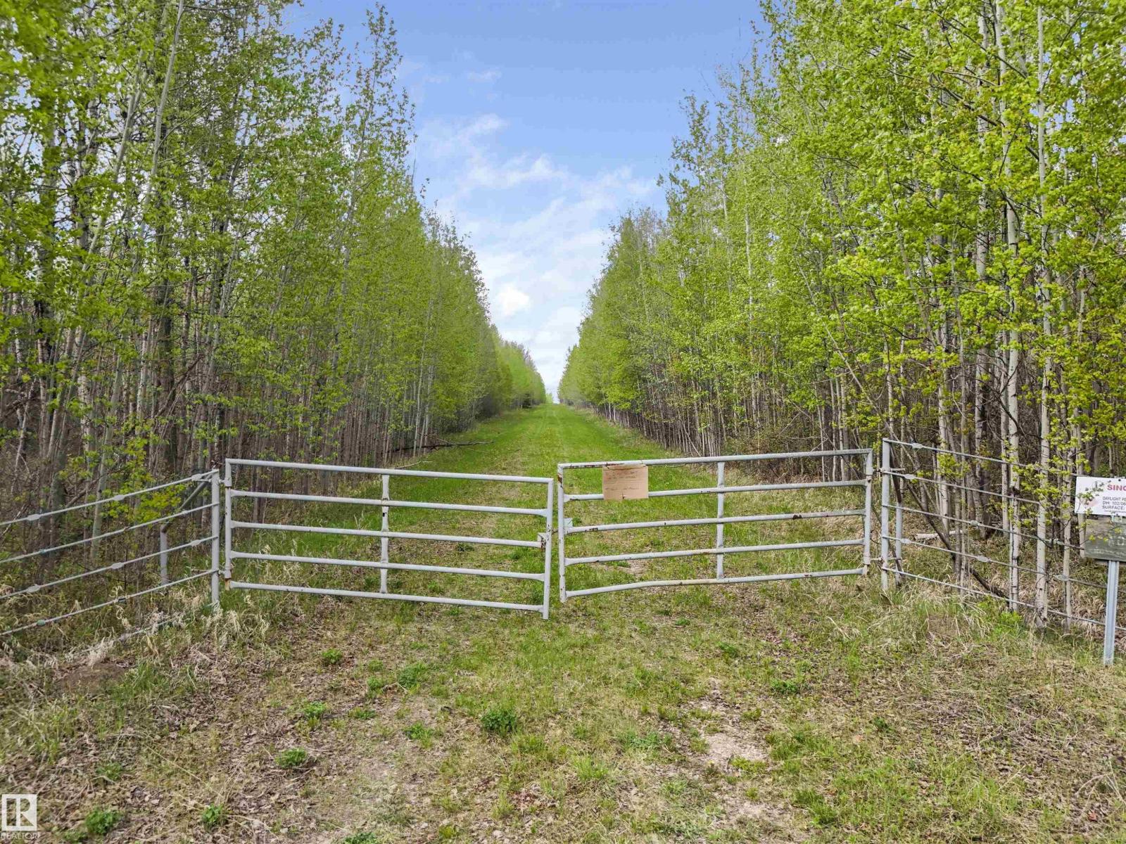 On Twp 474 West Of Rr 23, Rural Leduc County, Alberta T0C 2T0 - Photo 2 - E4489727