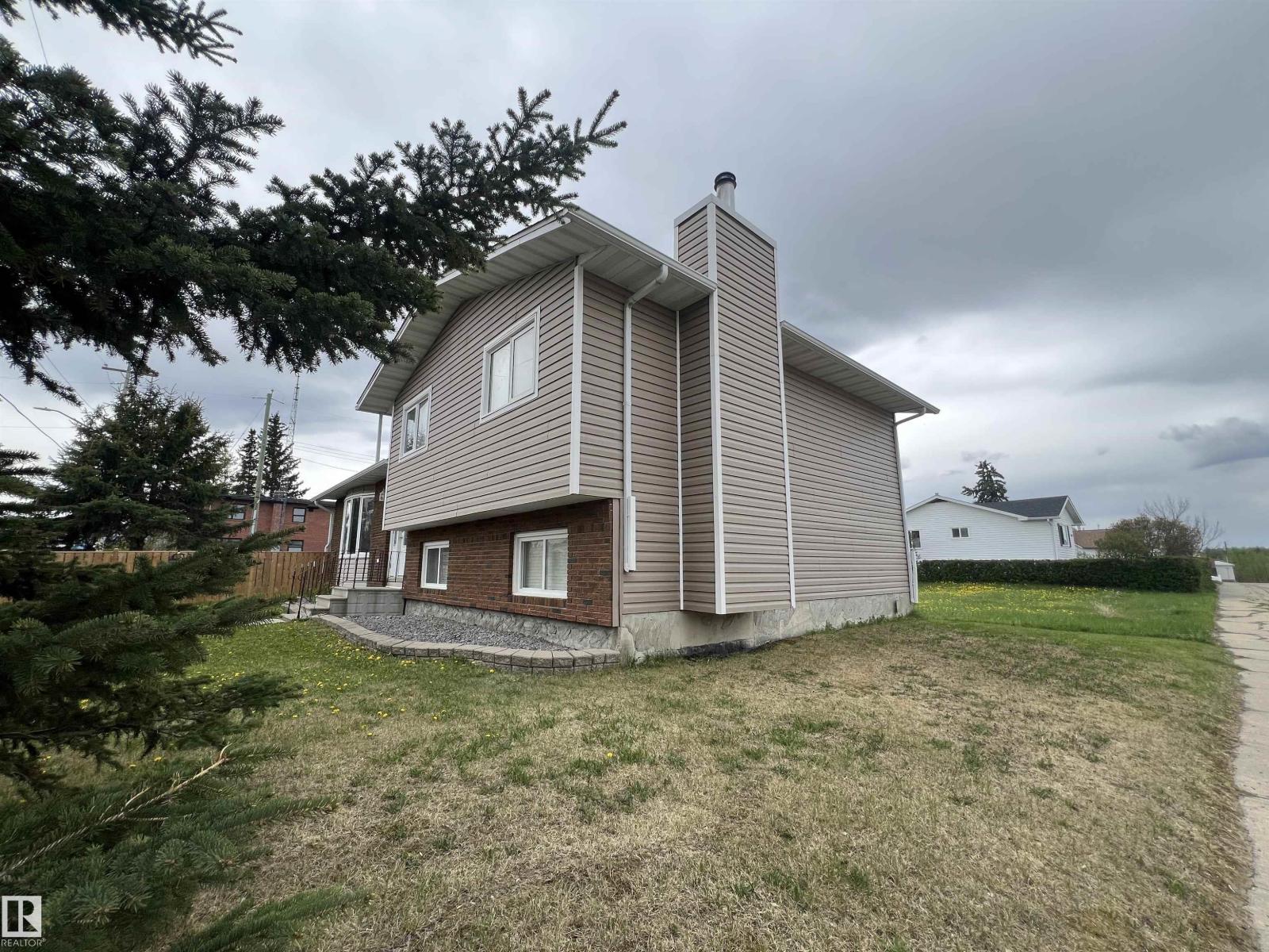 4903 52 Av, Evansburg, Alberta T0E 0T0 - Photo 3 - E4489944