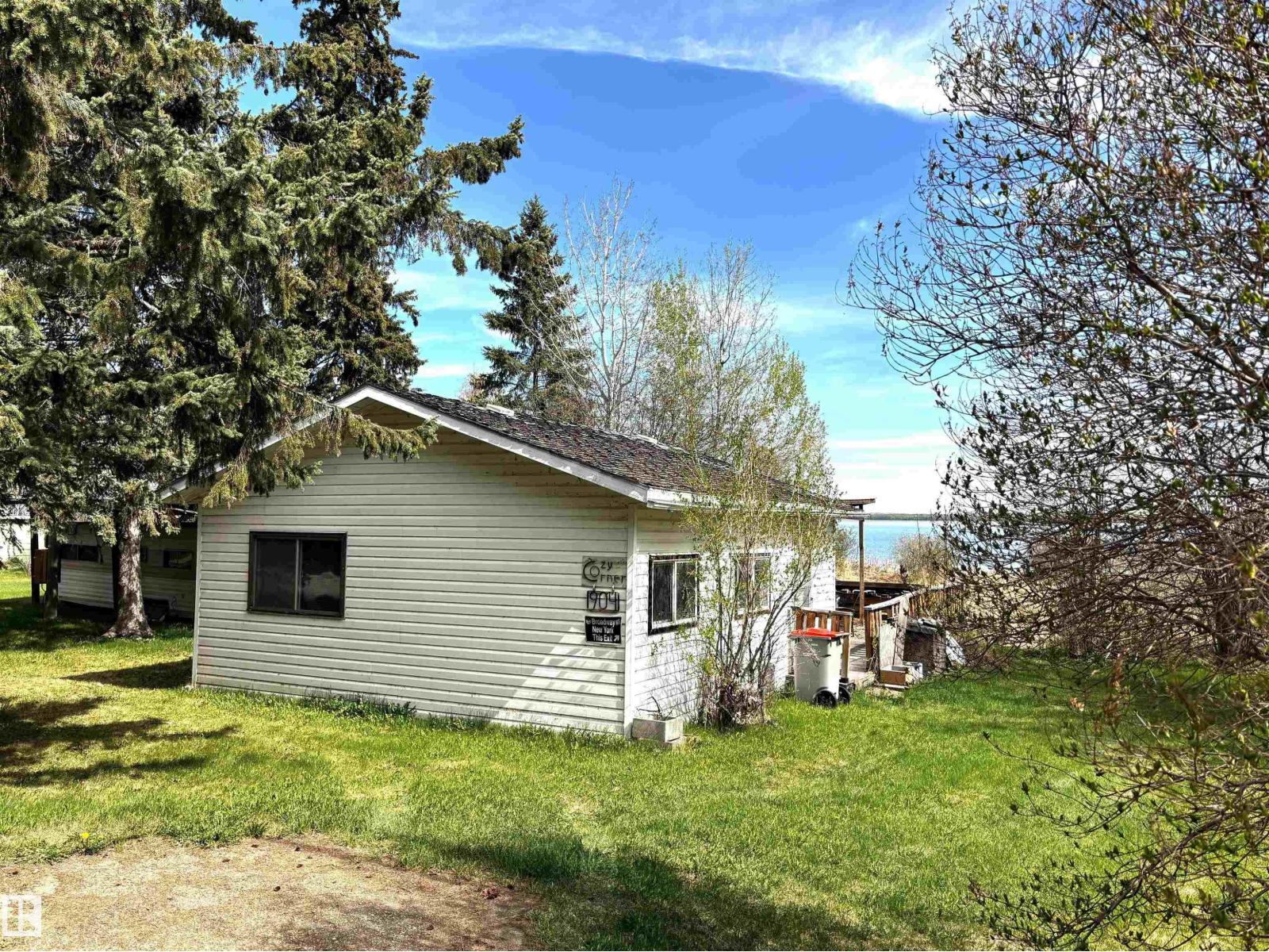 904 Lakeshore Dr., Buck Lake, Rural Wetaskiwin County, Alberta T0C 0T0 - Photo 1 - E4490057