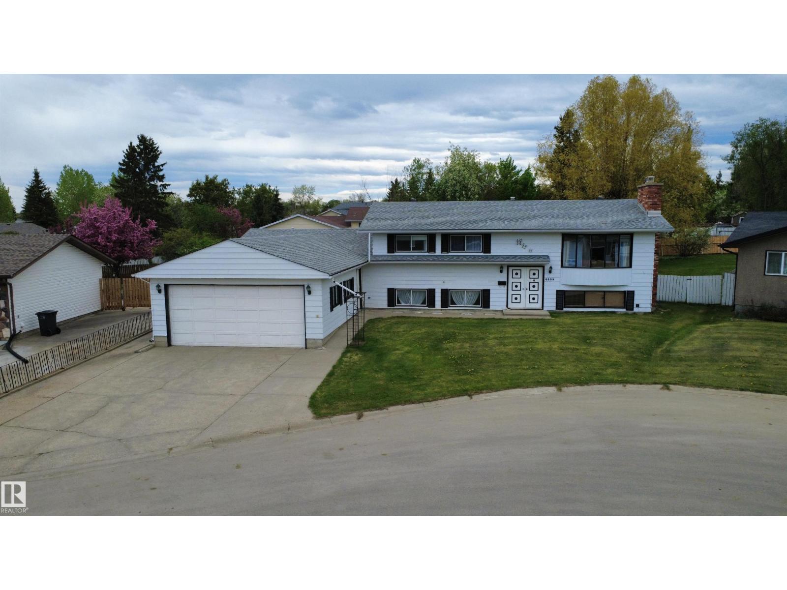 4809 Mackenzie Ave, Drayton Valley, Alberta  T7A 1A5 - Photo 2 - E4490226