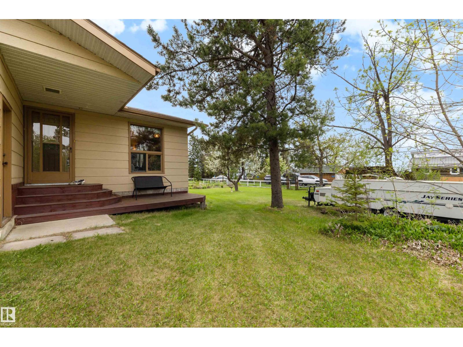 311 3 St, Rural Lac Ste. Anne County, Alberta T0E 1A0 - Photo 3 - E4490455