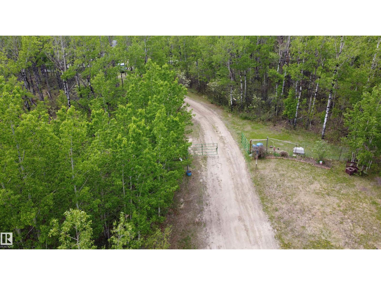 57318 Rge Rd 25, Rural Barrhead County, Alberta  T0E 1A0 - Photo 2 - E4490517