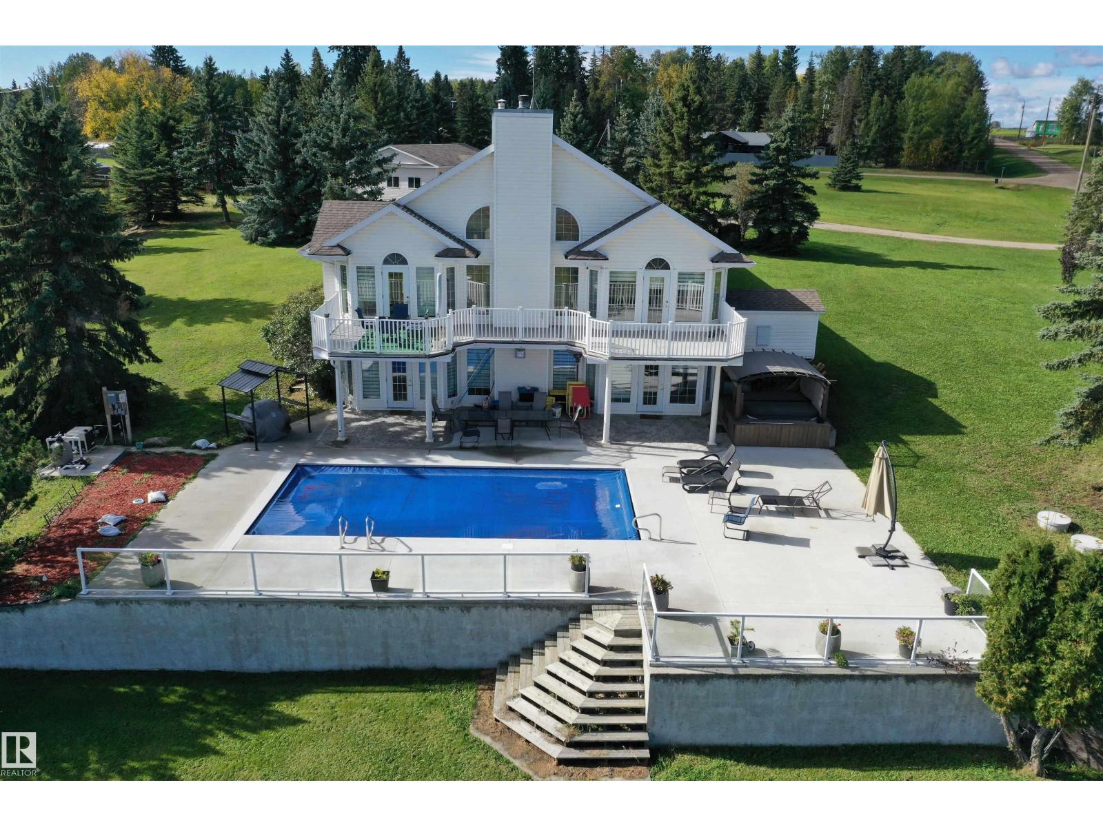 205 1 Av, Rural Wetaskiwin County, Alberta  T0C 0T0 - Photo 1 - E4490544