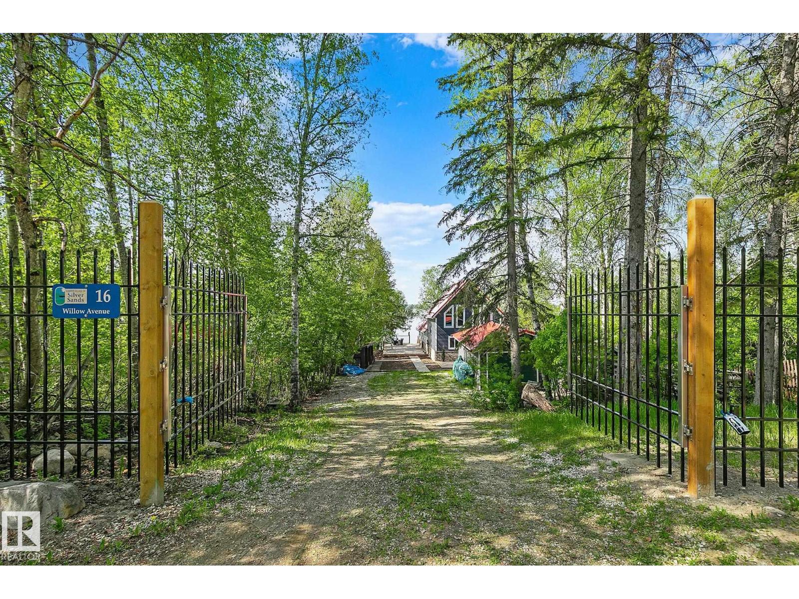 16 Willow Av, Rural Lac Ste. Anne County, Alberta  T0E 0L0 - Photo 4 - E4490638