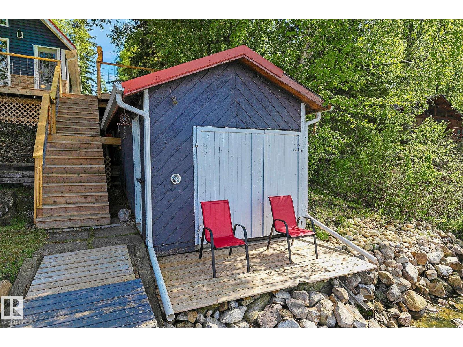 16 Willow Av, Rural Lac Ste. Anne County, Alberta  T0E 0L0 - Photo 48 - E4490638