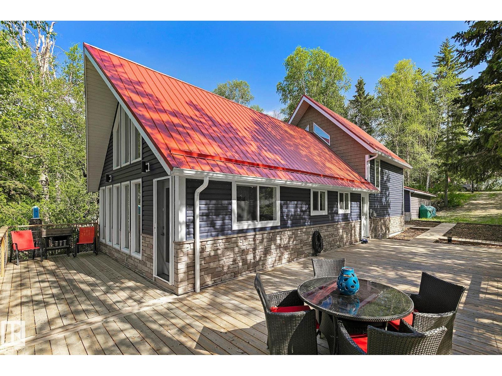 16 Willow Av, Rural Lac Ste. Anne County, Alberta  T0E 0L0 - Photo 51 - E4490638