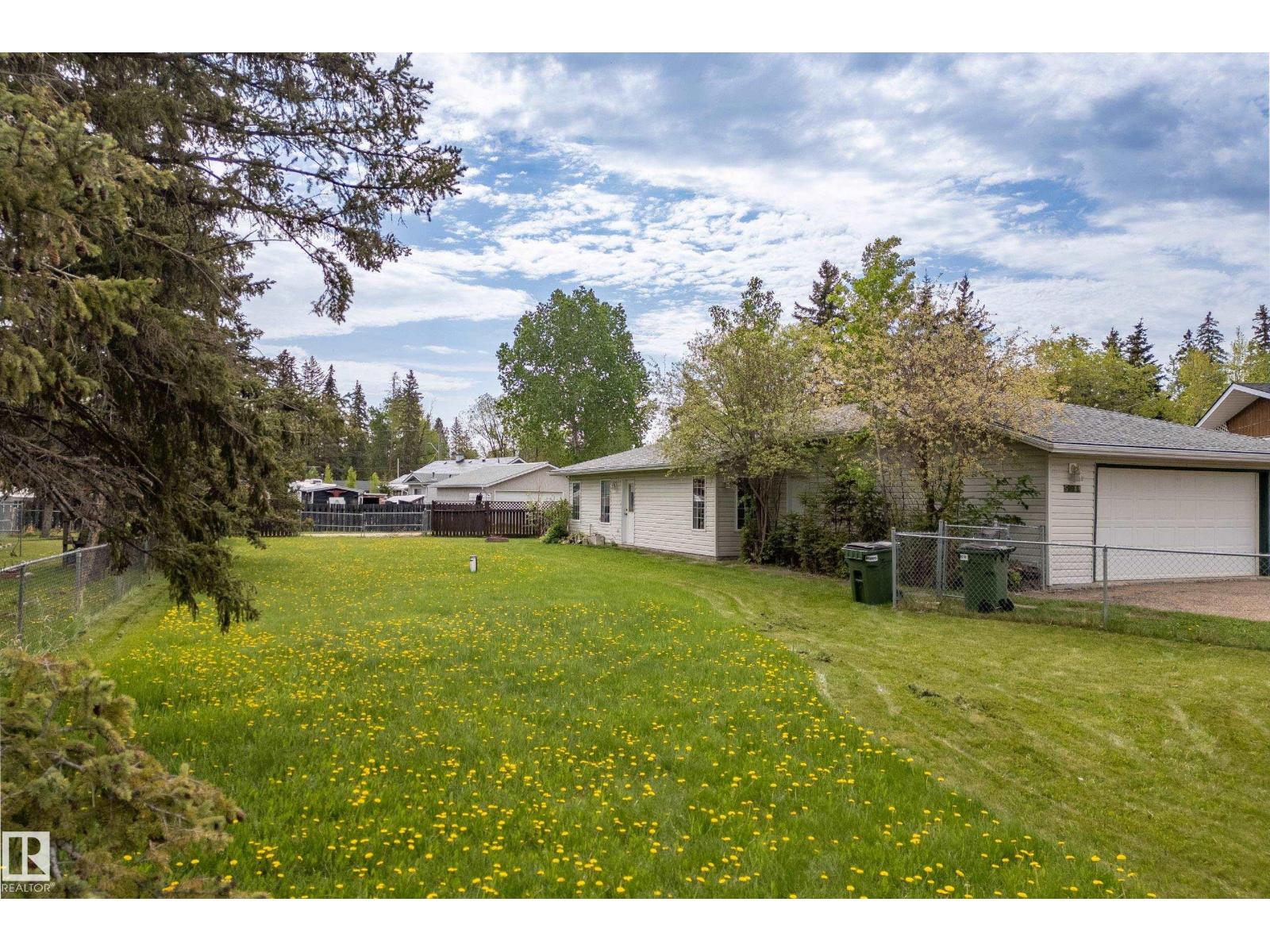 5011 64 St, Rural Lac Ste. Anne County, Alberta T0E 0A0 - Photo 1 - E4490667