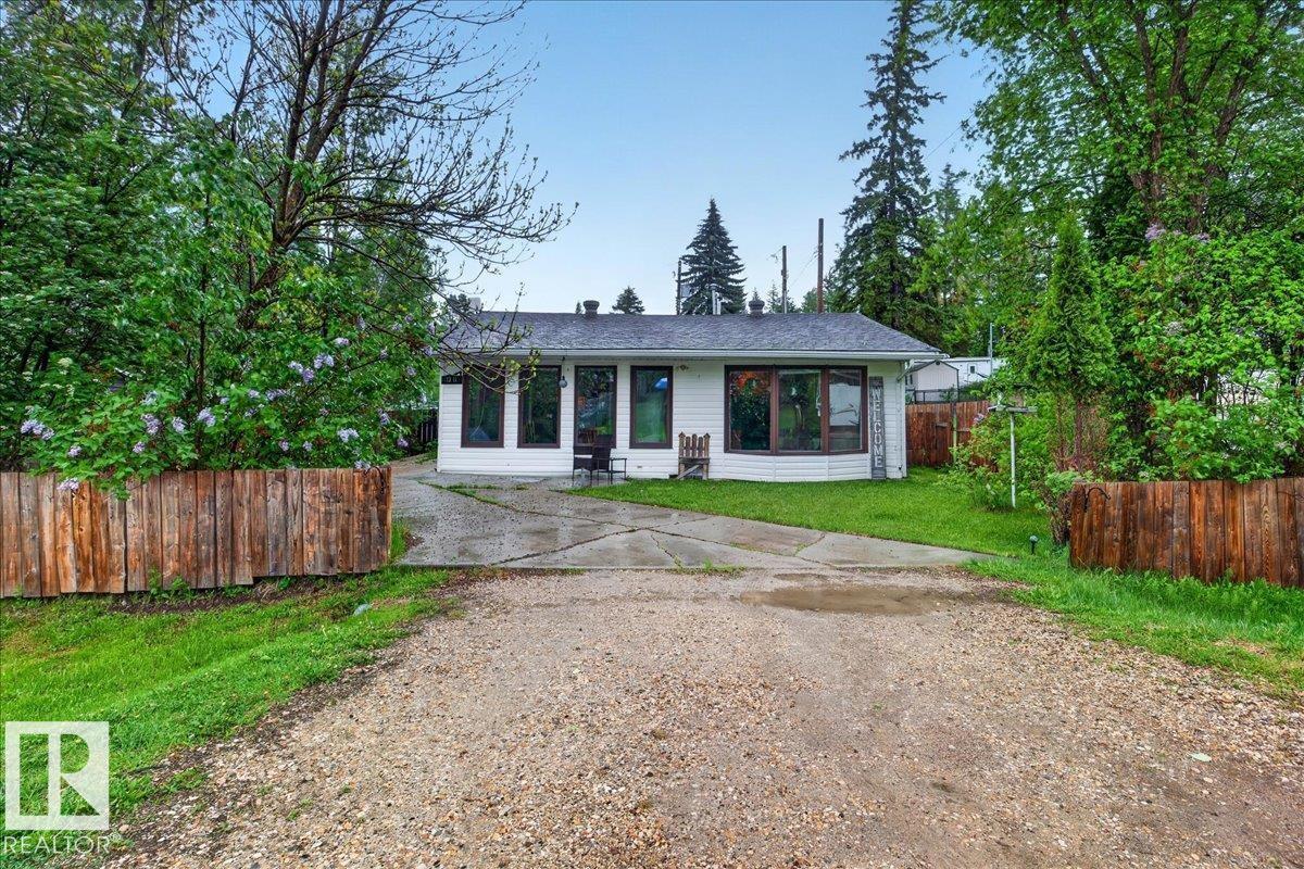 1311 Park Cr, Rural Lac Ste. Anne County, Alberta T0E 0A2 - Photo 3 - E4491245