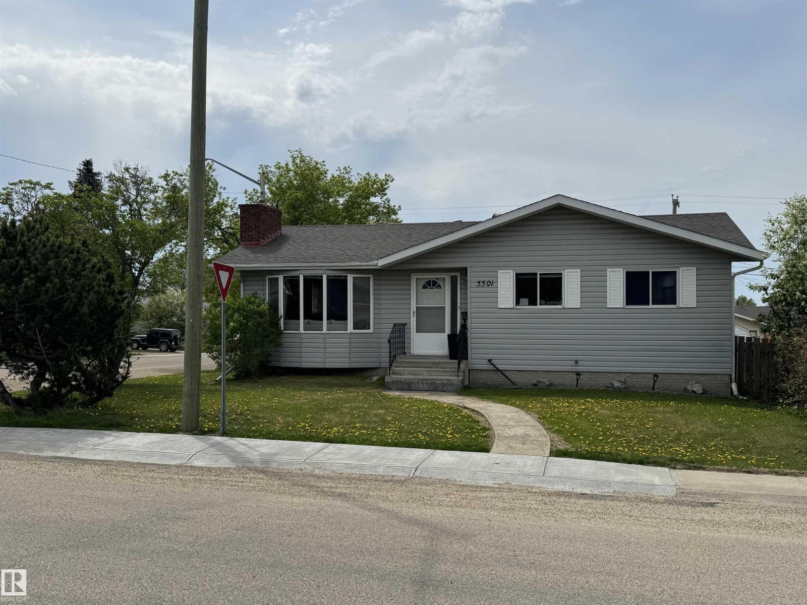 5501 46 Av, Drayton Valley, Alberta T7A 1K2 - Photo 1 - E4491316